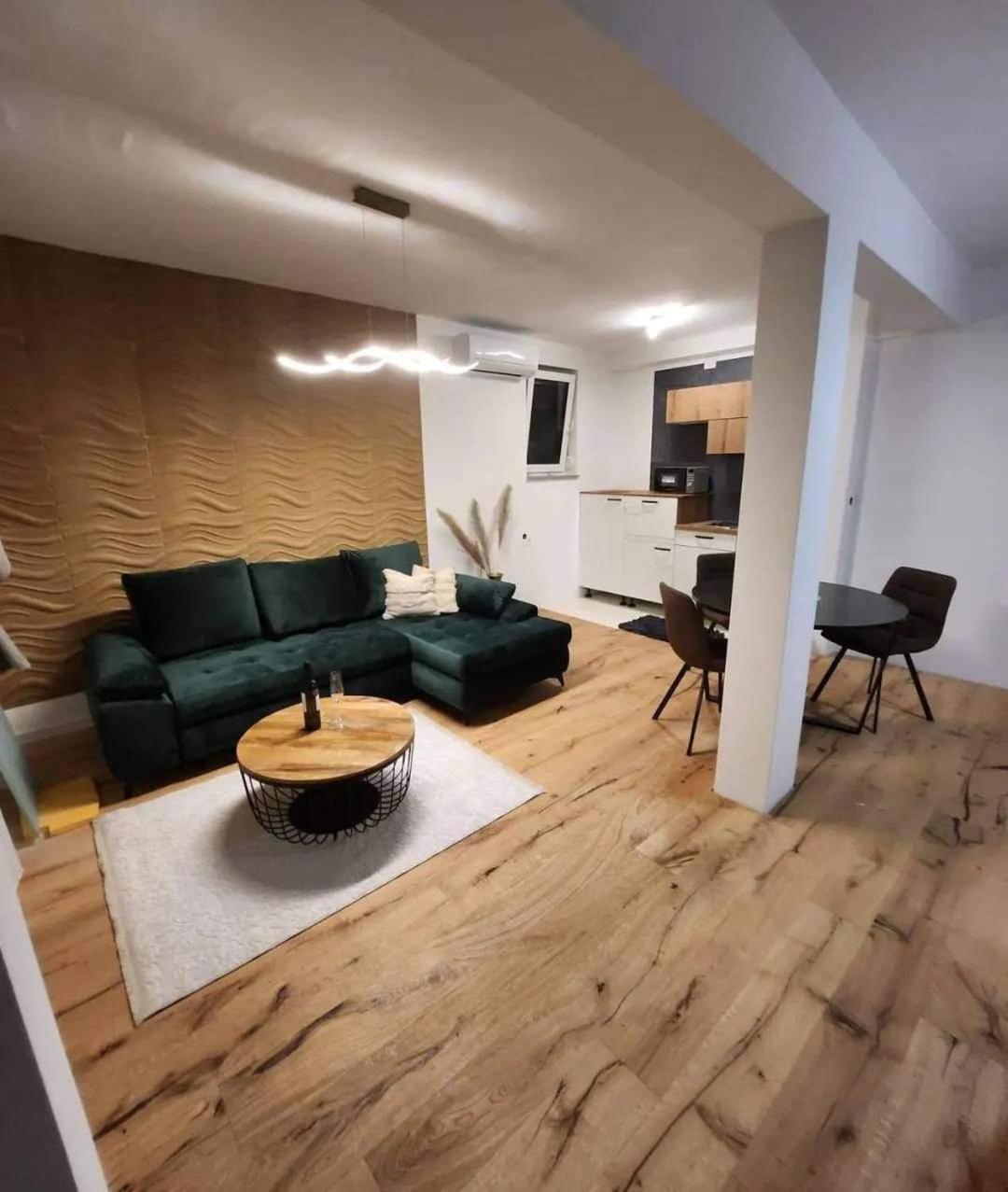 Apartman Lidija Стариград-Пакленица Экстерьер фото